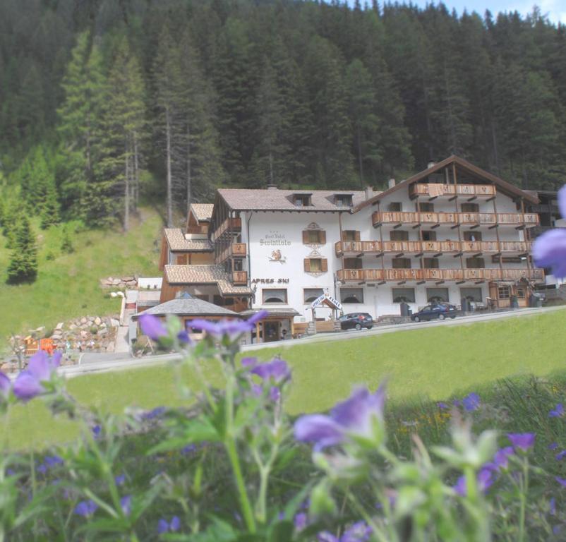 Hotel Scoiattolo Tesero Exterior photo