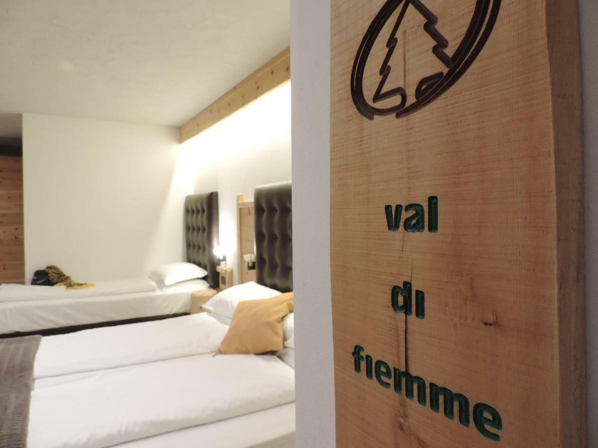 Hotel Scoiattolo Tesero Exterior photo